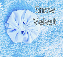 Load image into Gallery viewer, Snow Velvet